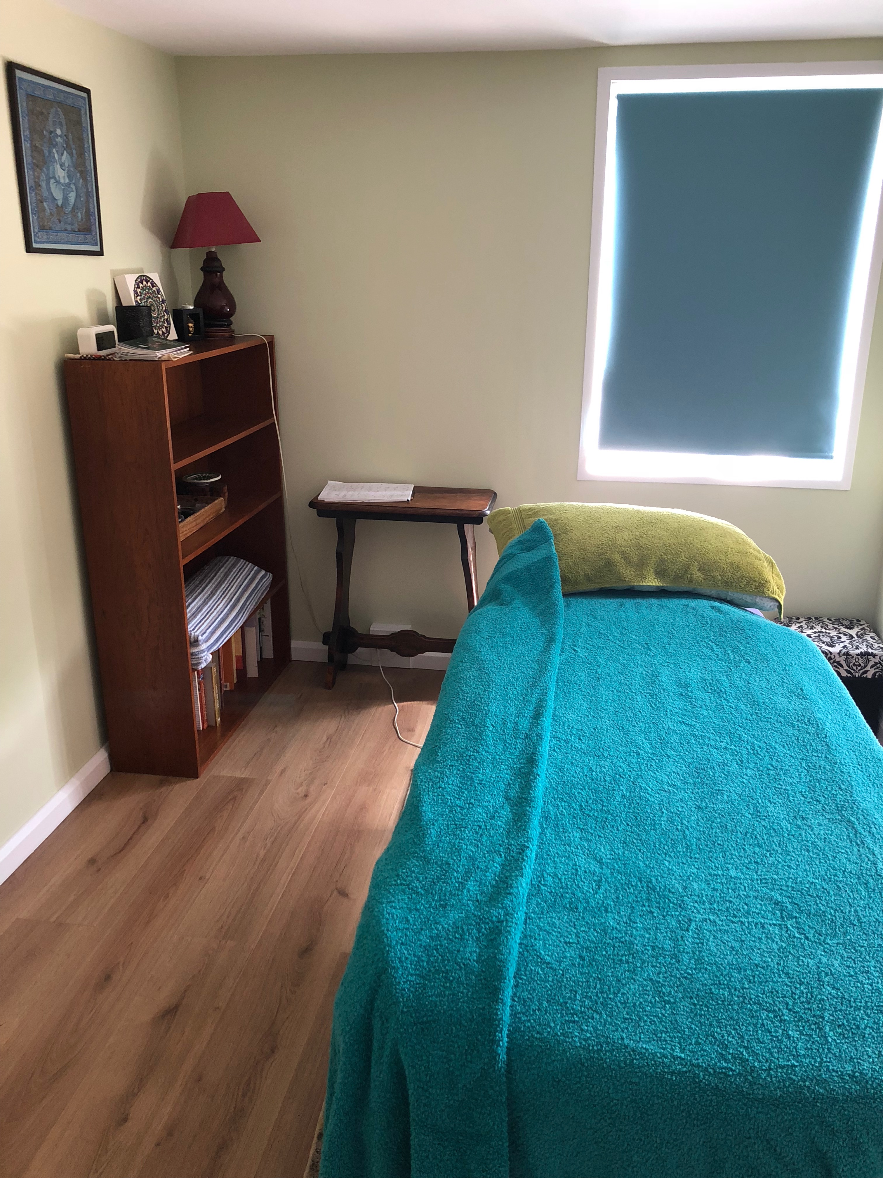 Massage table